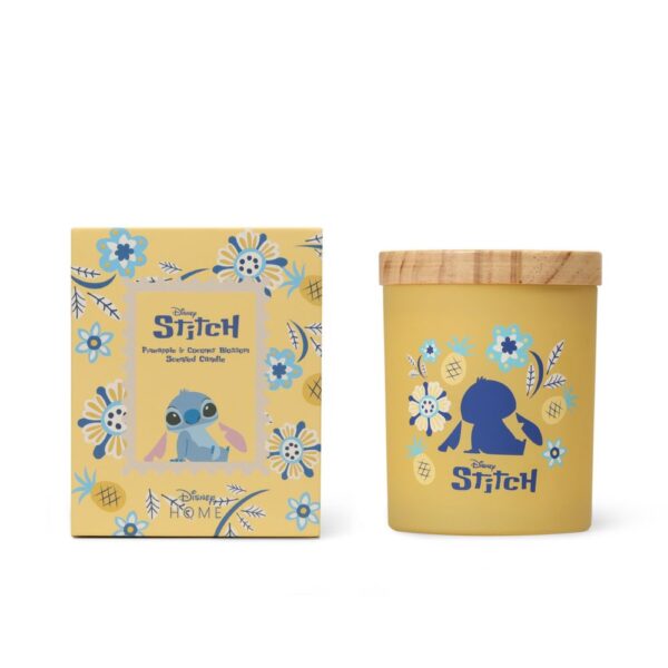 נר צהוב שמגיע עם קופסא צהובה