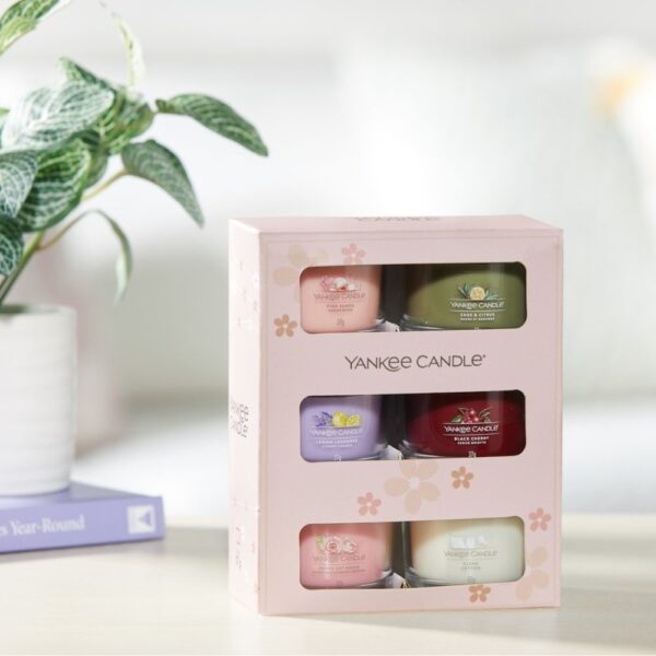 6 Mini Filled Votive Gift Set